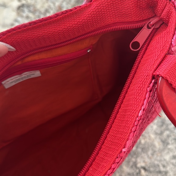 Red purse - Picture 3 of 3